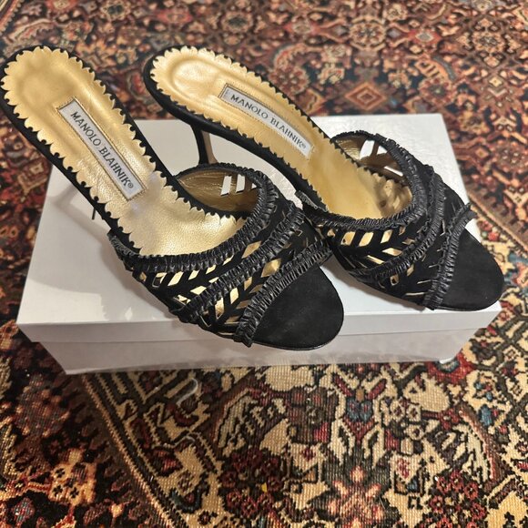 Manolo Blahnik Shoes - Manolo Blahnik Mules Black Suede